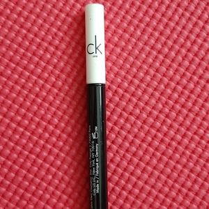 CK one liquid eyeliner marker in Black